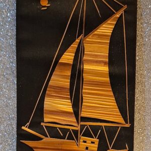 Retro bambusz intarziás falikép – Vitorlás a naplementében (10 × 20 cm) – Vintage fali dekoráció
