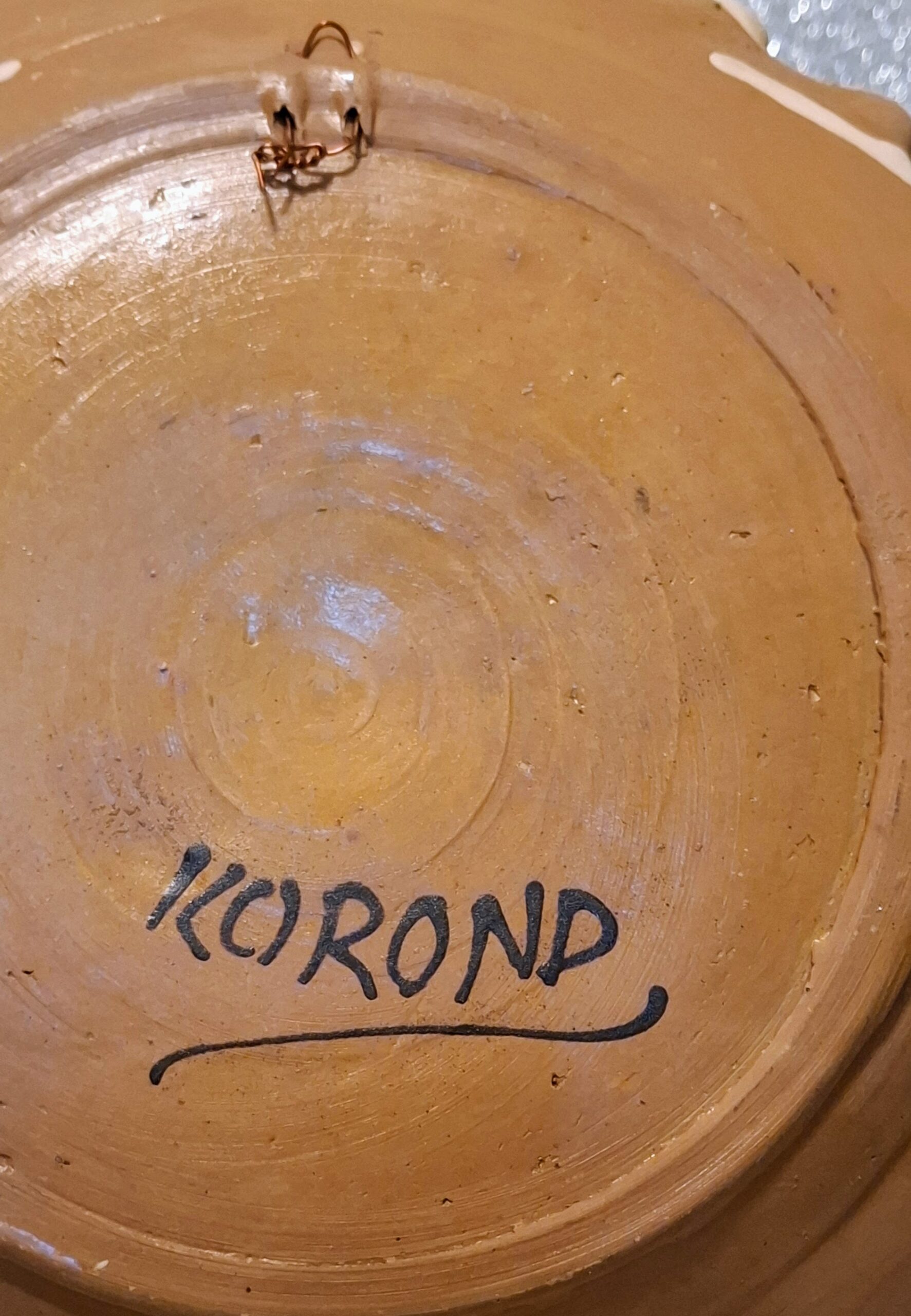 Korondi Kézzel Festett Nagyméretű Dísztál - 28,5 cm - Image 3