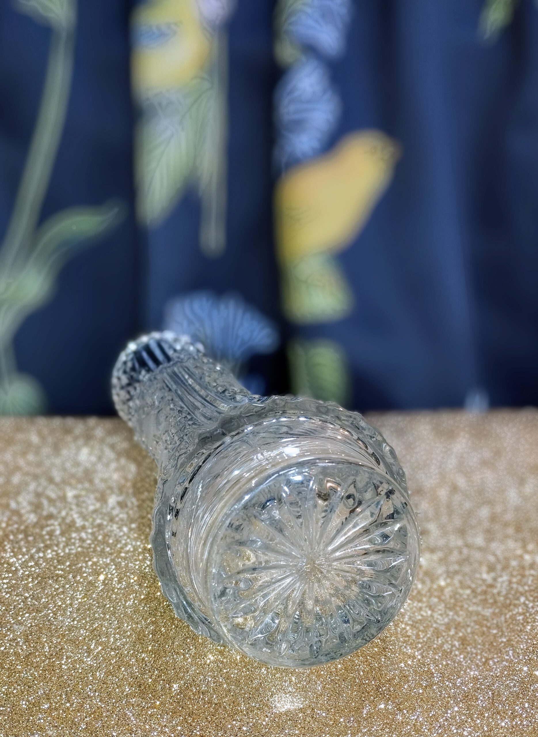 Antik stílusú gyémántcsiszolt kristály szálváza – 21,5 cm - Image 3
