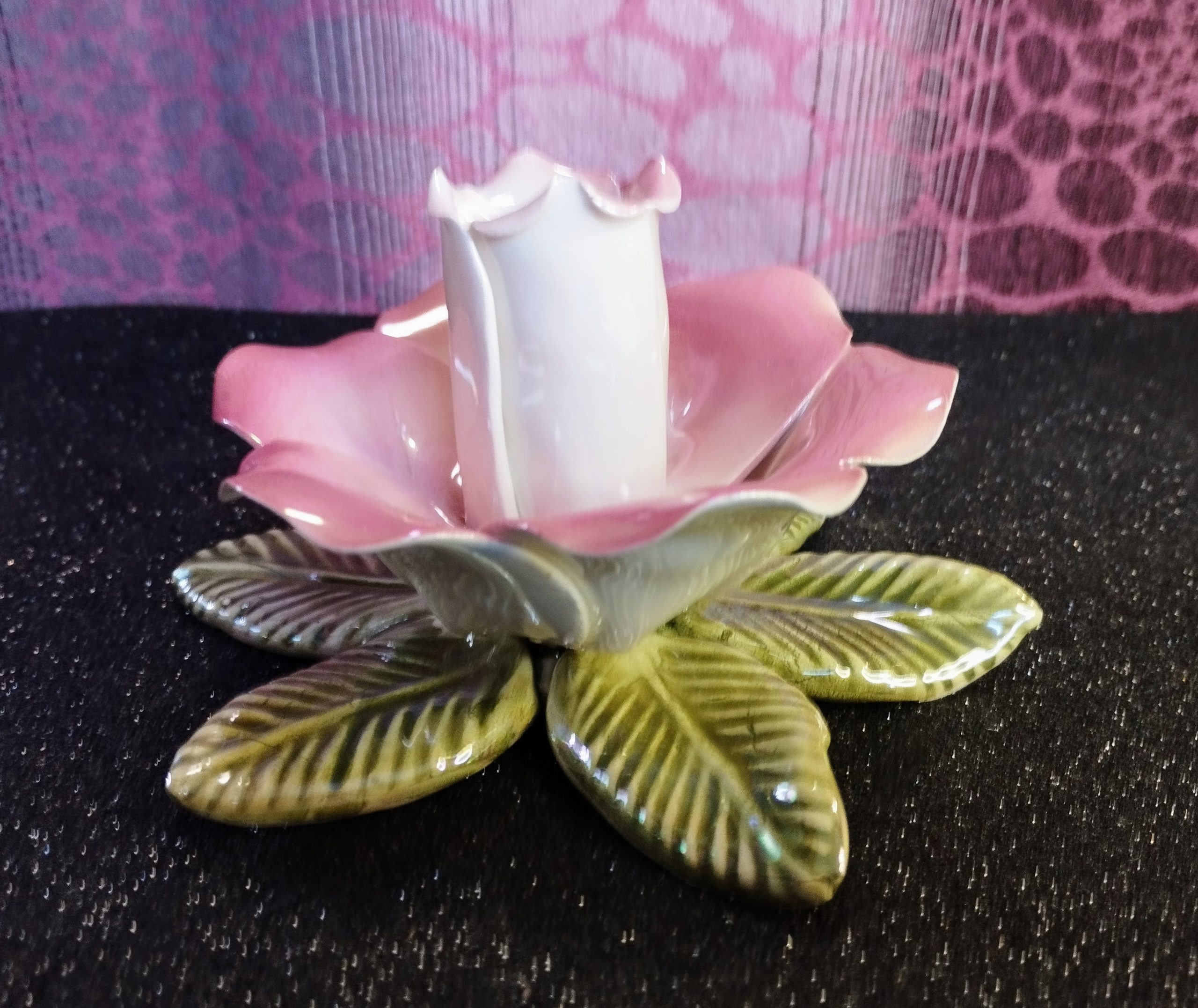 Spanyol porcelán „sétáló” gyertyatartó – Mires Cimas rózsa dekoráció (vintage) - Image 3