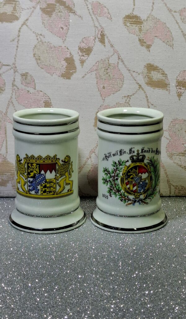 Waldsassen Bavaria – Bajor címeres porcelán miniatűr söröskorsó pár - Image 2