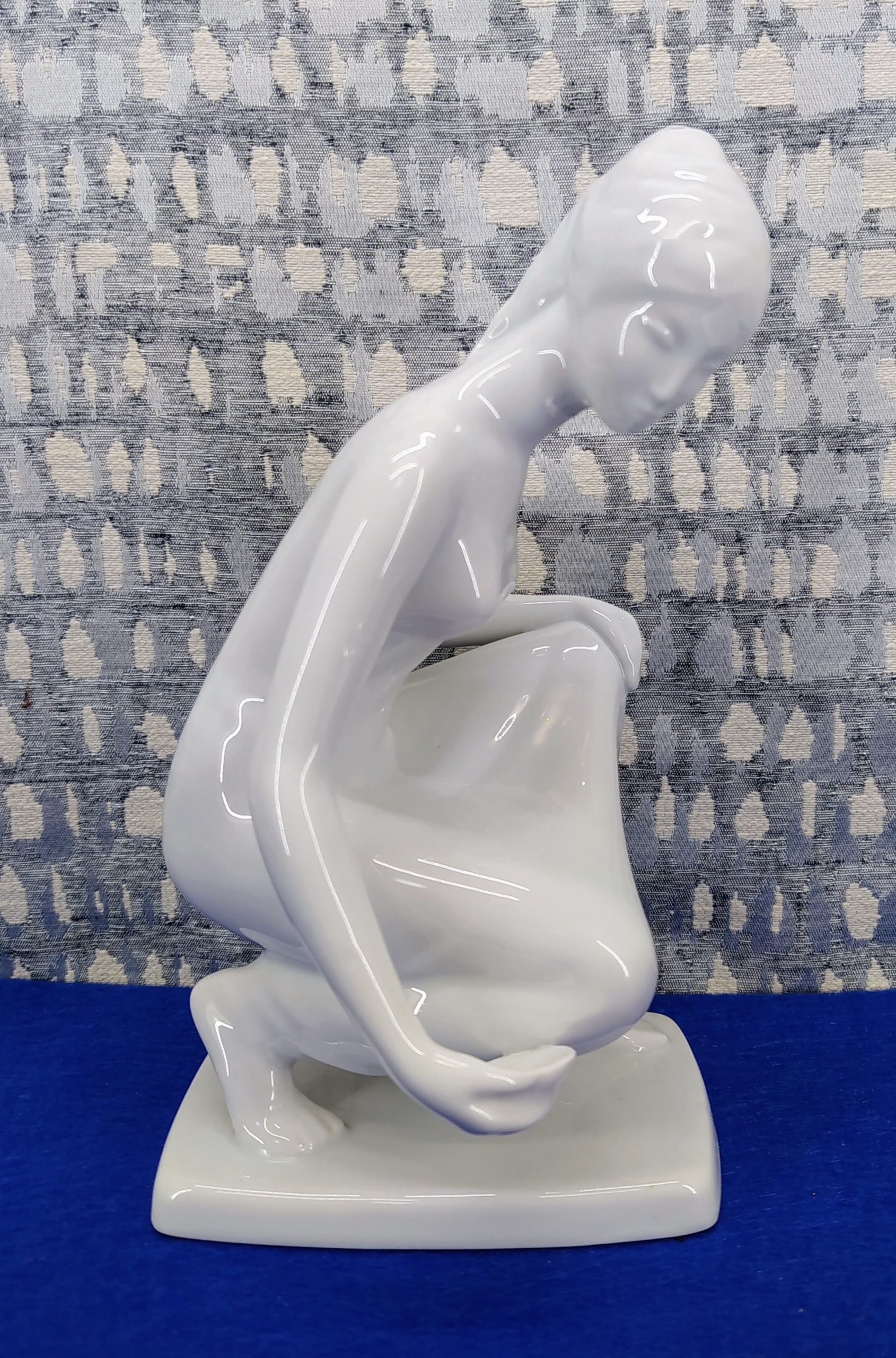 A "Szemérmes" Hollóházi – Vízmerítő lány fehérben (Ritka kuriózum!) - Image 6
