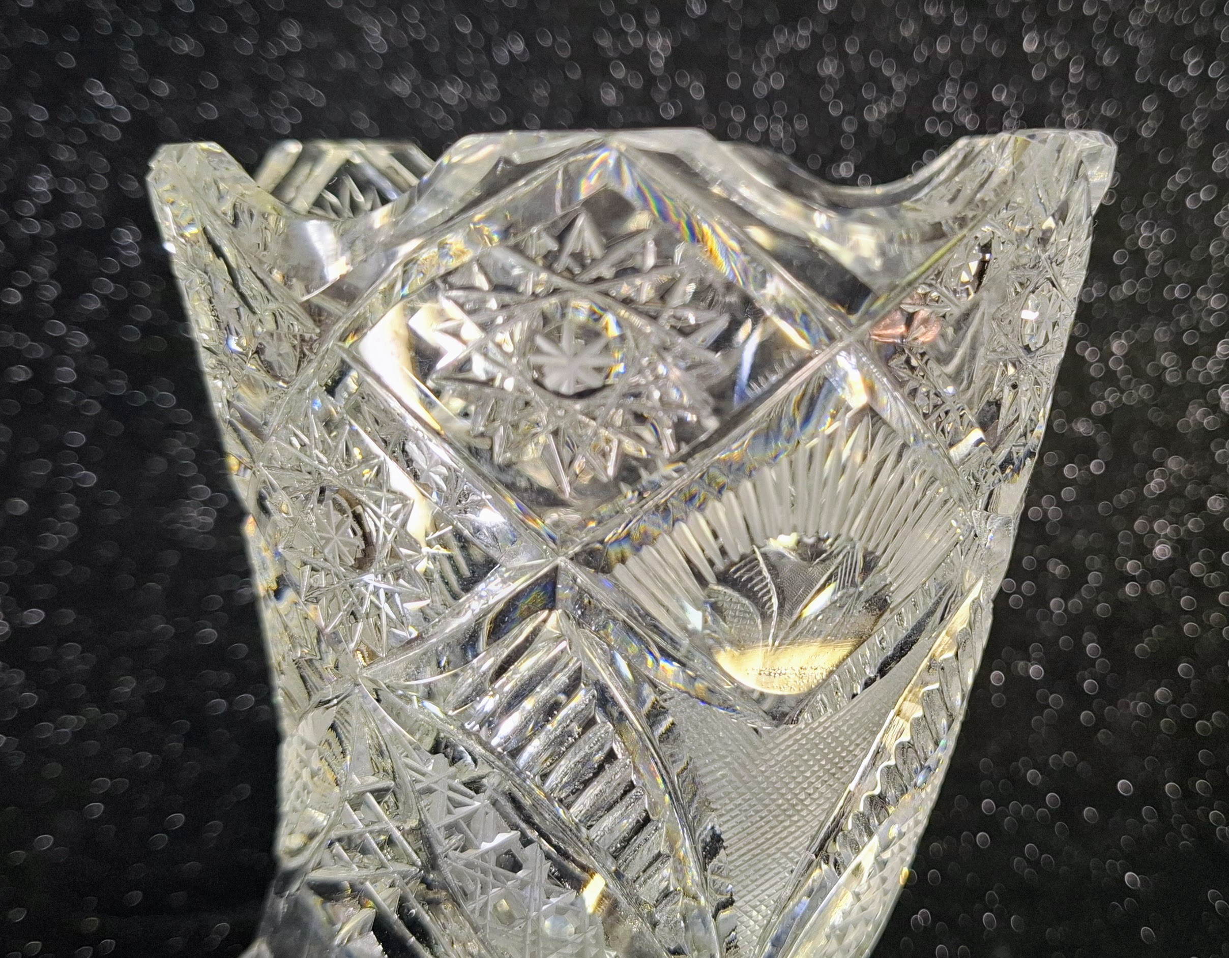 Nehézsúlyú vintage kristály bőségszaru asztaldísz (22 cm) – A ragyogó luxus - Image 2