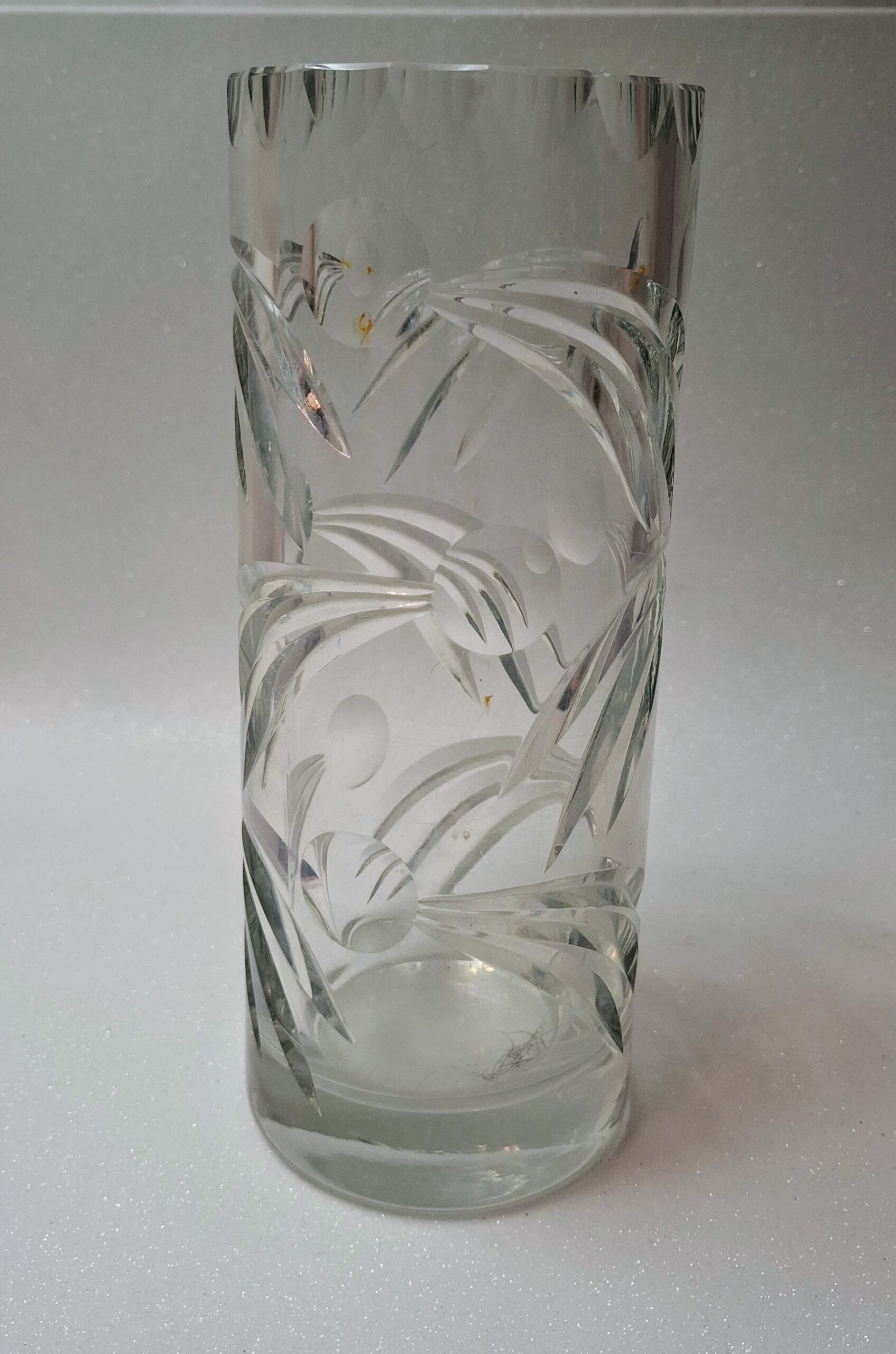Kézzel csiszolt kristály váza – vastagfalú, nehéz darab, vintage elegancia - Image 5