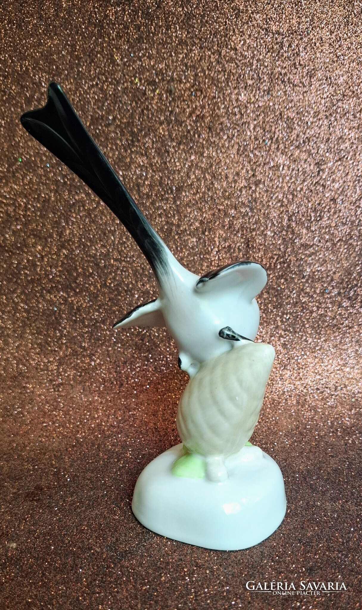 Aquincum porcelán őszapó tobozon – kézzel festett vintage madárfigura - Image 6