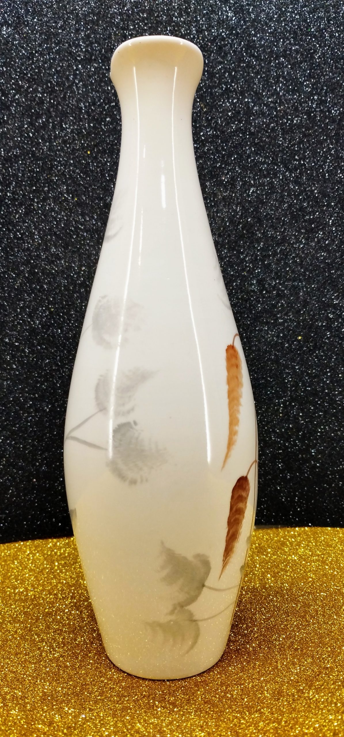 Aquincum kézzel festett porcelán váza – nádas dekor, aranyszegély - Image 3