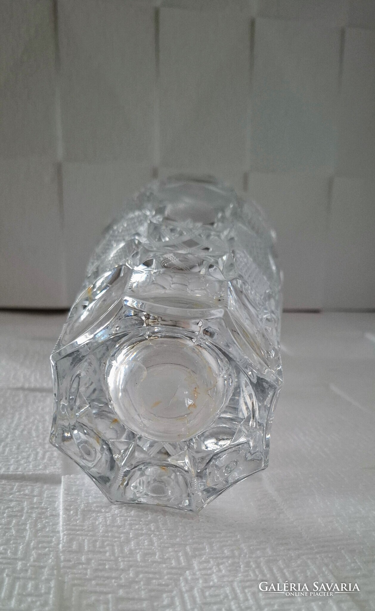 Nagyméretű kézi csiszolt bohém kristályüveg váza – 25,5 cm - Image 4