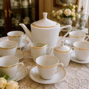 Alföldi porcelán teaszerviz 6 személyes – aranyszegélyes vitrines készlet