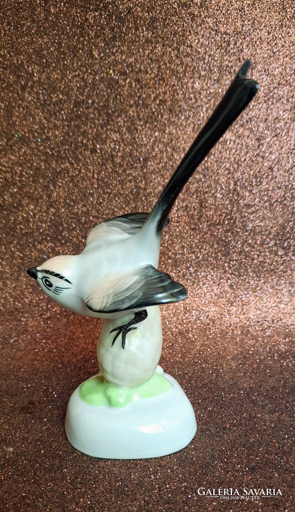 Aquincum porcelán őszapó tobozon – kézzel festett vintage madárfigura - Image 5