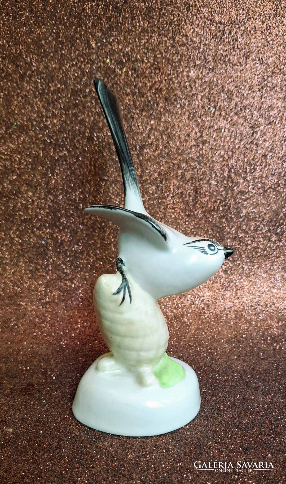 Aquincum porcelán őszapó tobozon – kézzel festett vintage madárfigura - Image 4