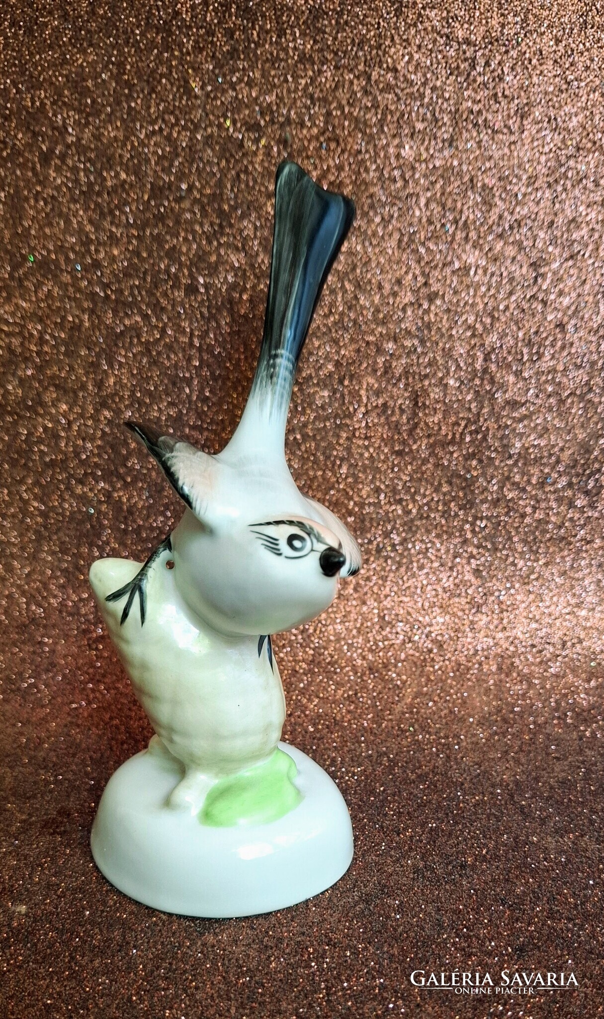 Aquincum porcelán őszapó tobozon – kézzel festett vintage madárfigura - Image 2