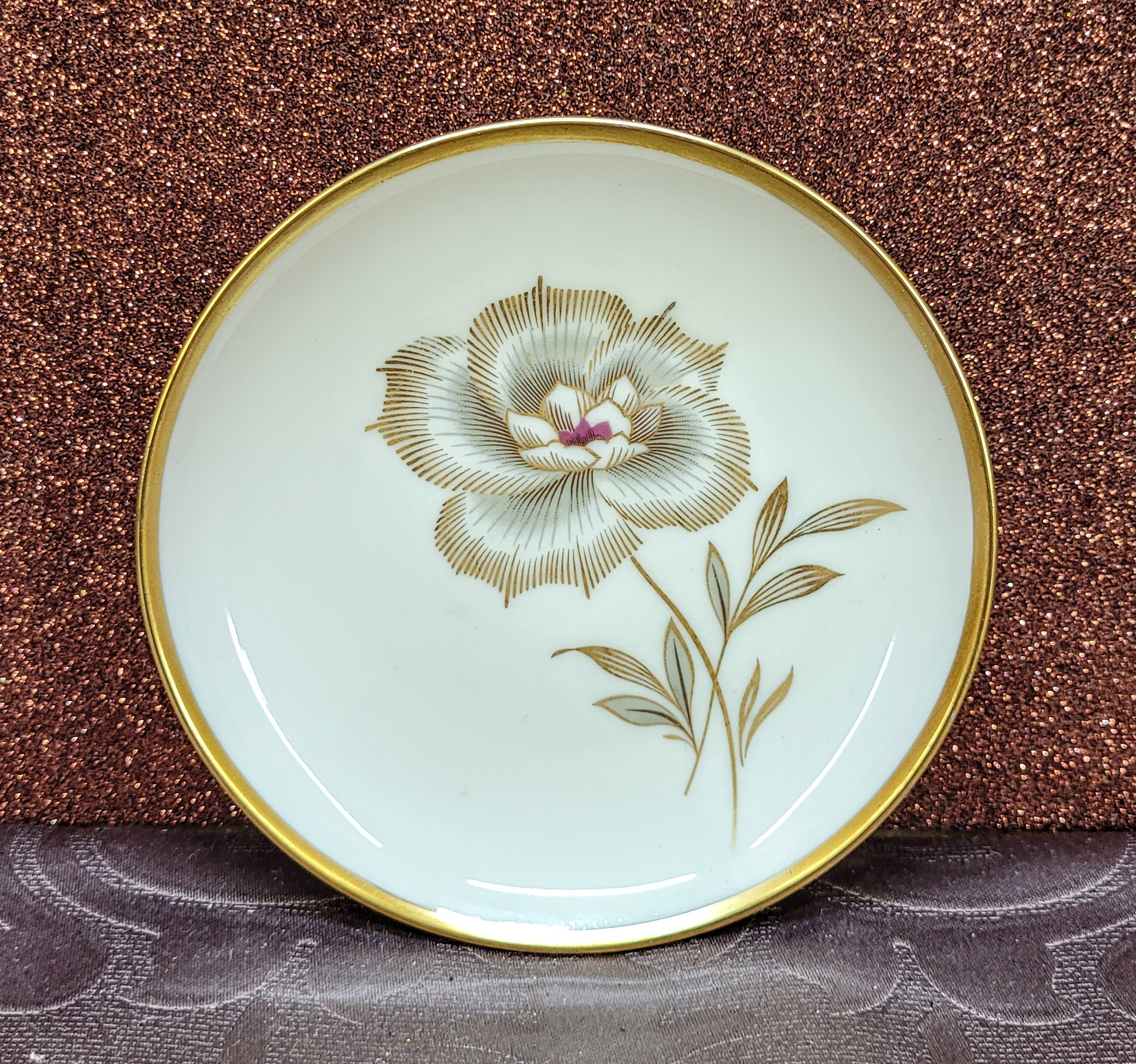 8 darabos Eichenbach Bavaria porcelán kistányérkészlet – aranyszegélyes vintage - Image 3